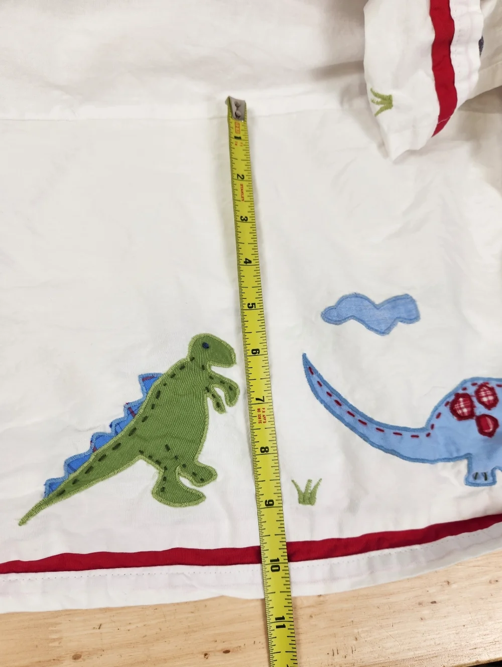 Pottery Barn Kids Super Saurus Crib Bedskirt Dinosaurs T-Rex Brontosaurus